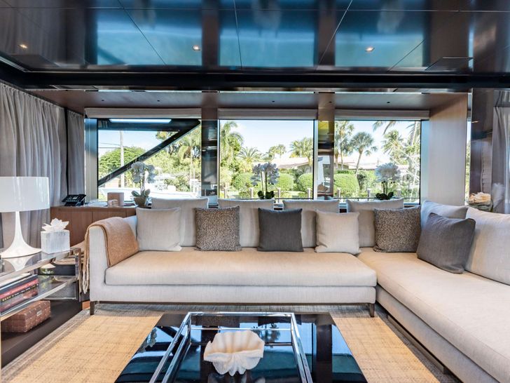 BEYOND BEYOND Sanlorenzo Riva Argo 90 - saloon seating BEYOND BEYOND Sanlorenzo Riva Argo 90 - saloon seating