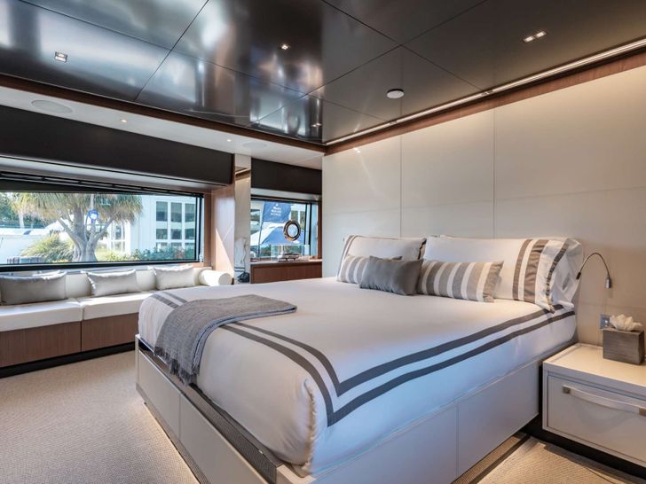 BEYOND BEYOND Sanlorenzo Riva Argo 90 - master cabin BEYOND BEYOND Sanlorenzo Riva Argo 90 - master cabin