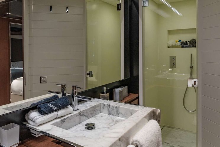 Charter Yacht BEYOND BEYOND - Riva Argo 90 - Nassau - Exumas - Bahamas