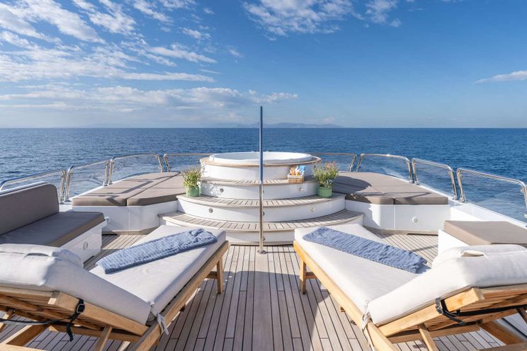 Charter Yacht LADY G II - Mondomarine 146 - 5 Cabins - Athens - Mykonos - Paros - Greece