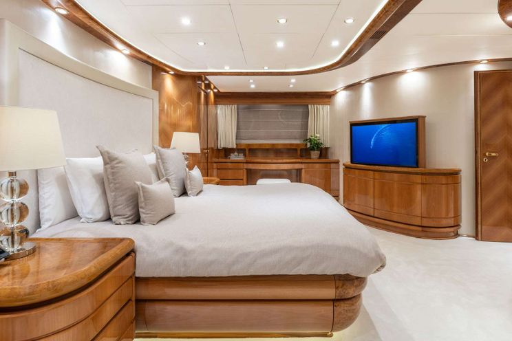 Charter Yacht LADY G II - Mondomarine 146 - 5 Cabins - Athens - Mykonos - Paros - Greece