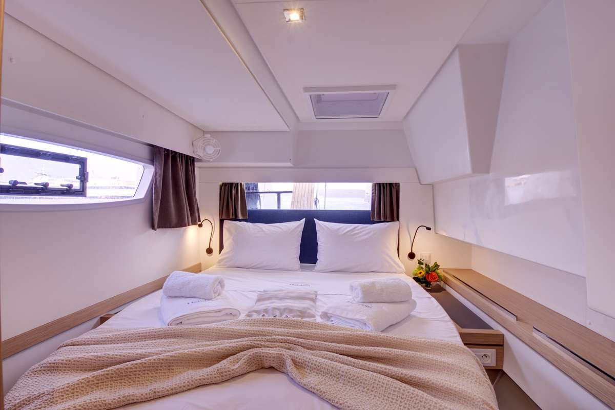 Charter Yacht HELIDONI - Fountaine Pajot Tanna 47 - 4 Cabins - Volos - Sporades Islands - Greece