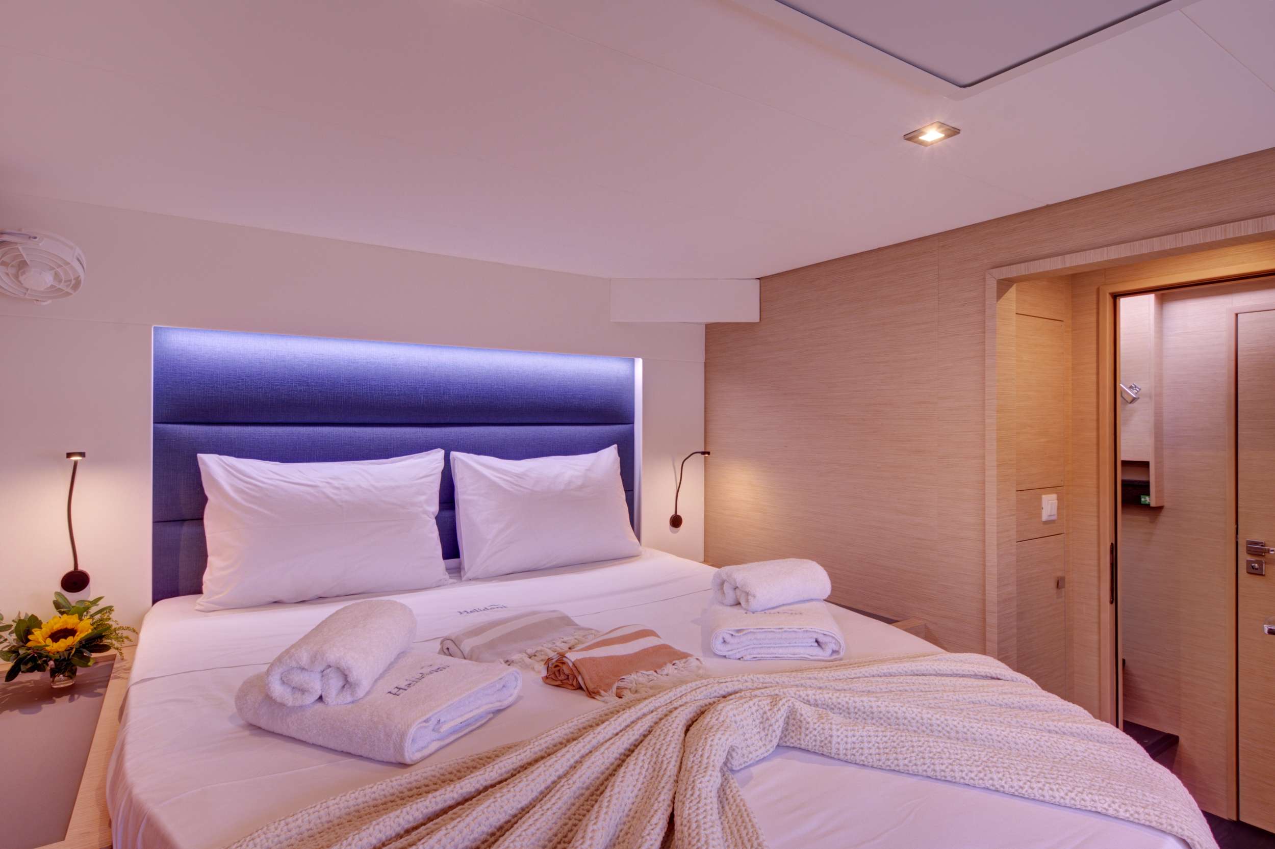 Charter Yacht HELIDONI - Fountaine Pajot Tanna 47 - 4 Cabins - Volos - Sporades Islands - Greece