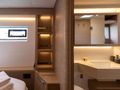 LAVINA Lagoon 51 - cabin 1 bathroom LAVINA Lagoon 51 - cabin 1 bathroom