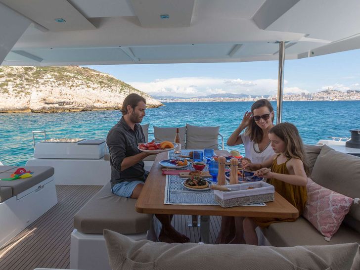 RISE Fountaine Pajot Astrea 42 - aft deck alfresco dining area RISE Fountaine Pajot Astrea 42 - aft deck alfresco dining area