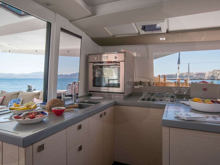 RISE Fountaine Pajot Astrea 42 galley
