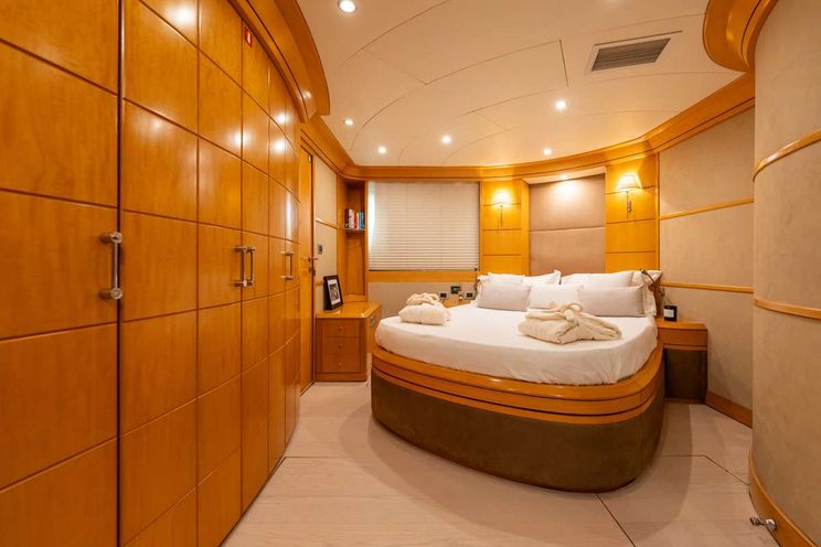 Charter Yacht LADY B - De Birs 85 - 4 Cabins - Naples - Capri - Positano - Amalfi Coast - Italy