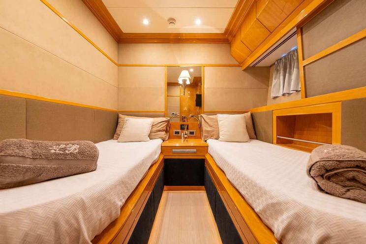 Charter Yacht LADY B - De Birs 85 - 4 Cabins - Naples - Capri - Positano - Amalfi Coast - Italy