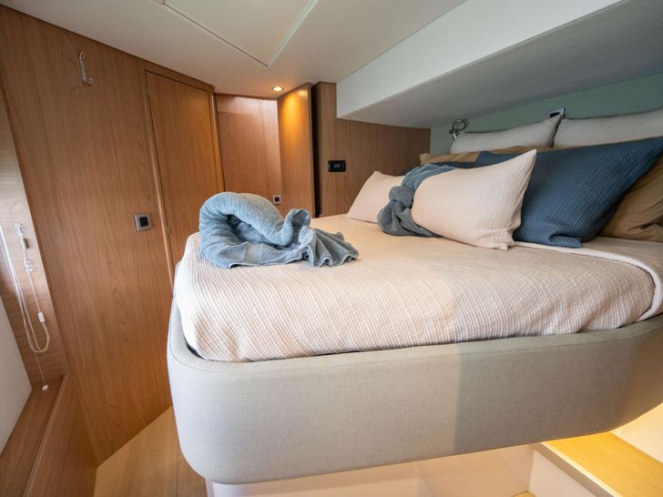 BORROWED BOUNTY Bali 4.8 Open Space - cabin 2 BORROWED BOUNTY Bali 4.8 Open Space - cabin 2