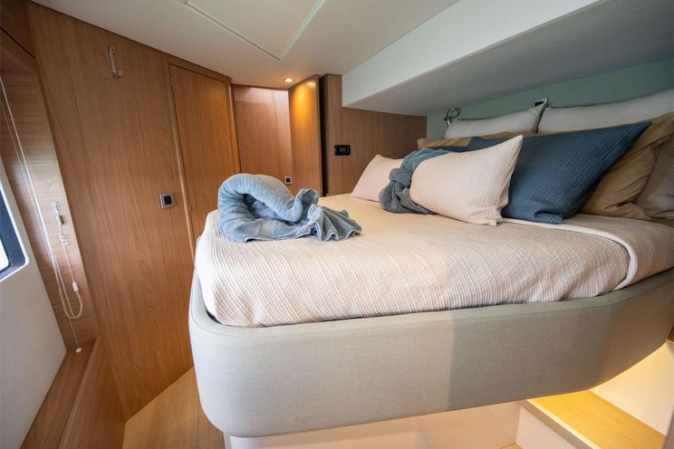 Charter Yacht BORROWED BOUNTY - Bali 4.8 Open Space - 4 Cabins - Tortola - Anegada - Virgin Gorda - British Virgin Islands