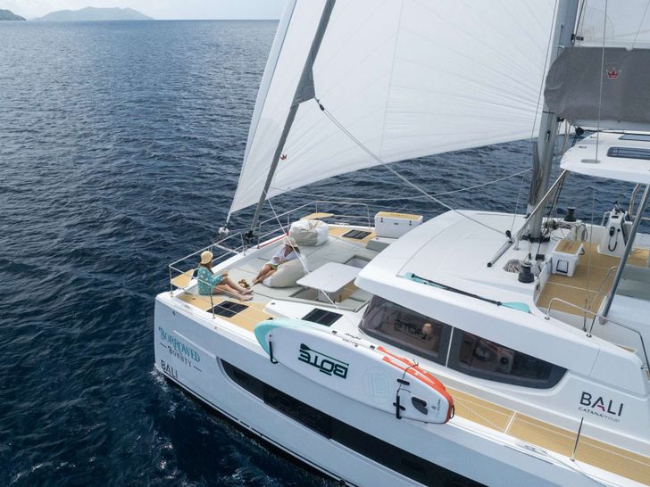 BORROWED BOUNTY Bali 4.8 Open Space - foredeck BORROWED BOUNTY Bali 4.8 Open Space - foredeck