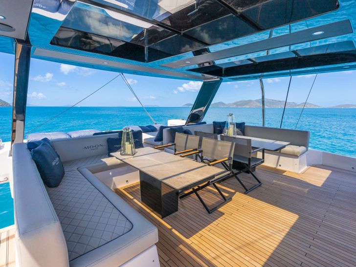 PERFECT MOON Moon 6TY - flybridge PERFECT MOON Moon 6TY - flybridge