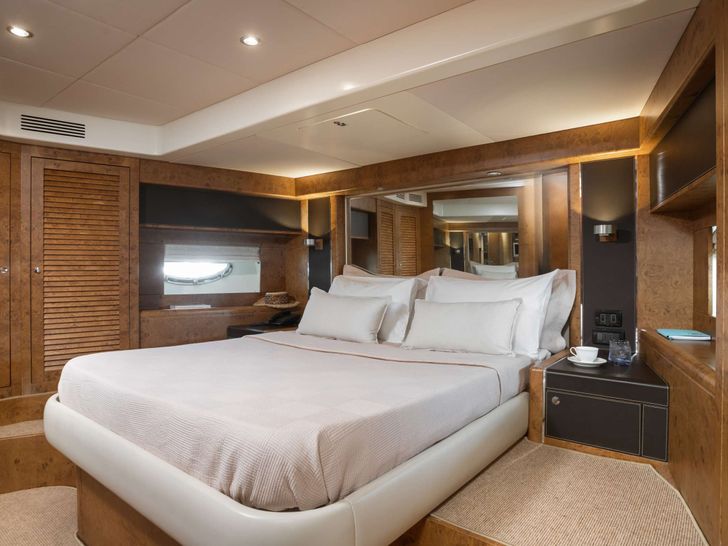 ANLIA Riva 85 Opera - VIP cabin ANLIA Riva 85 Opera - VIP cabin