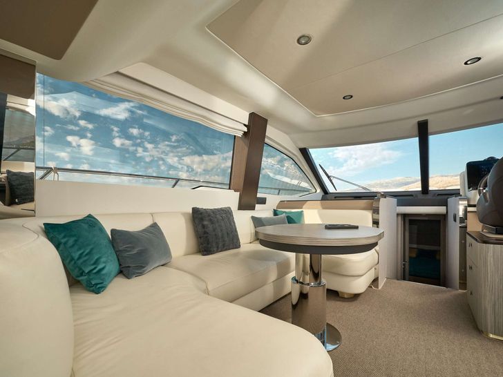 AMPARITO IV Azimut 55 Fly - saloon seating AMPARITO IV Azimut 55 Fly - saloon seating