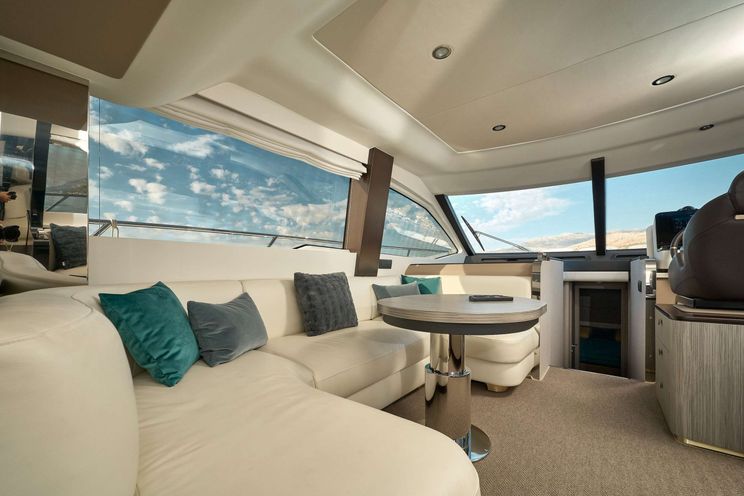 Charter Yacht AMPARITO IV - Azimut 55 Fly - 3 Cabins - Split - Dubrovnik - Hvar - Croatia