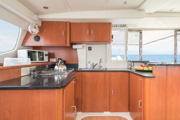 Charter Yacht SARA - Leopard 46 - 3 Cabins - St Martin - St Barths - Leewards - Caribbean