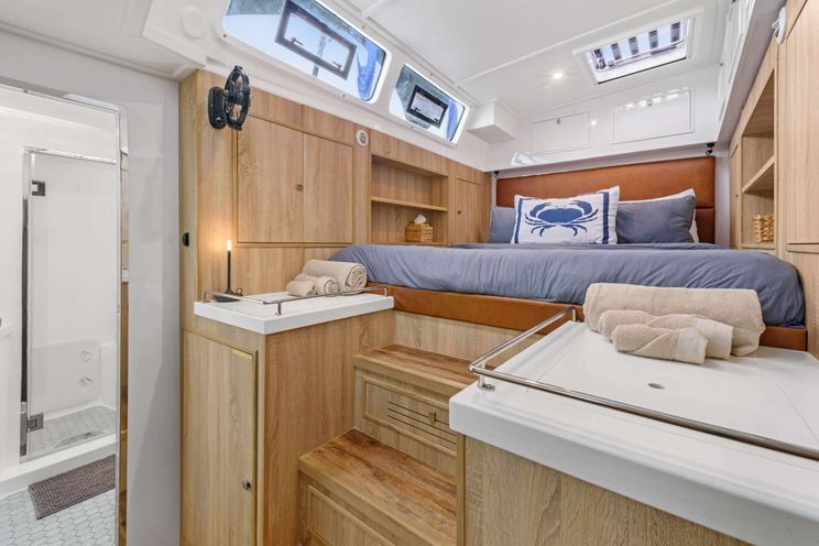 Charter Yacht WONDERWAY - Royal 53 - 4 Cabins - Tortola - Anegada - USVI - Caribbean