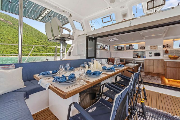 Charter Yacht WONDERWAY - Royal 53 - 4 Cabins - Tortola - Anegada - USVI - Caribbean
