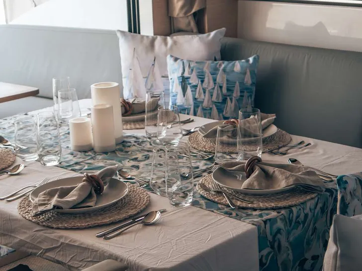 NEPTUNE'S ESCAPE Neel 52 - main dining area NEPTUNE'S ESCAPE Neel 52 - main dining area