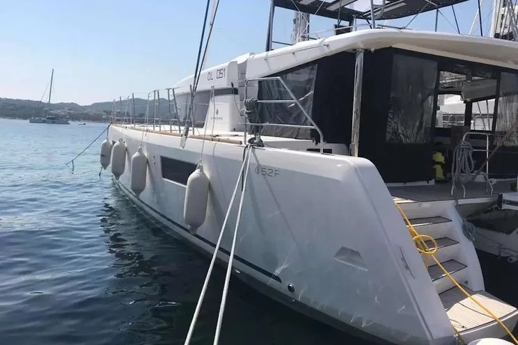 Charter Yacht BIG MAMA - Lagoon 52F - 5 Cabins - Cala dei Sardi - Porto Cervo - La Maddalena - Sardinia - Italy