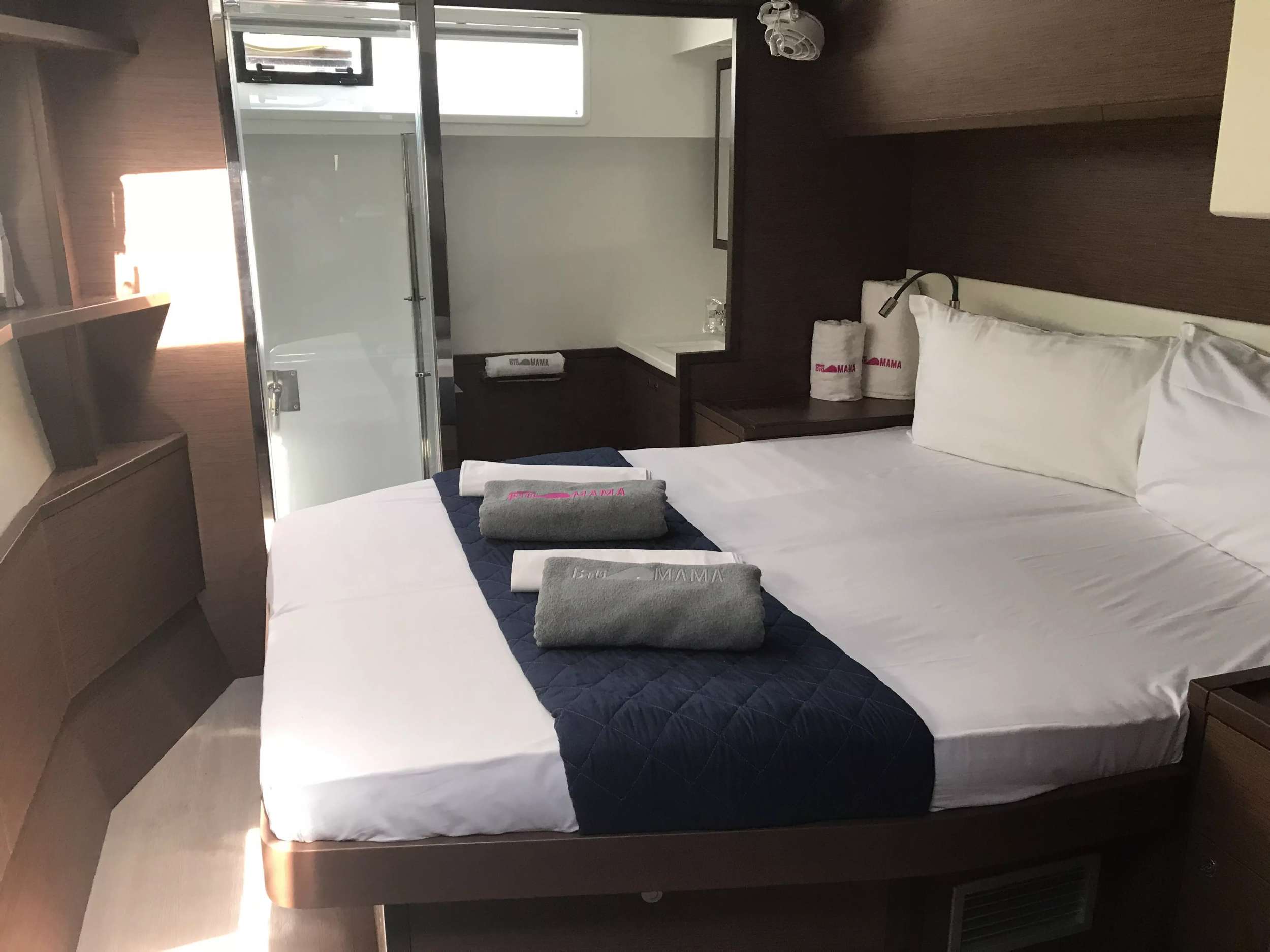 BIG MAMA Lagoon 52F - cabin 1