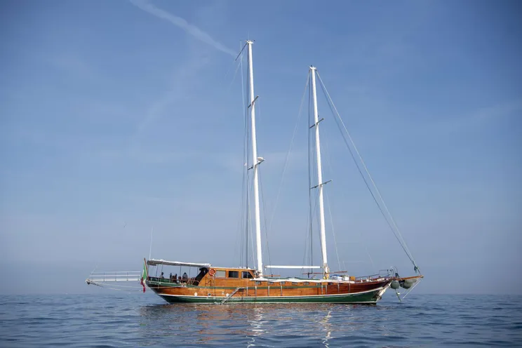 Charter Yacht DERIYA DENIZ - Custom Gulet 23m - 6 Cabins - Naples - Capri - Positano - Amalfi Coast - Italy