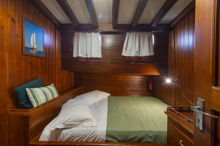 Charter Yacht DERIYA DENIZ - Custom Gulet 23m - 6 Cabins - Naples - Capri - Positano - Amalfi Coast - Italy