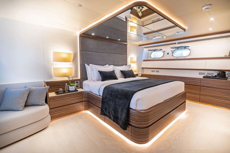 Charter Yacht PAREAKI II - Maiora 39DP - 6 Cabins - Athens - Mykonos - Paros - Cyclades - Greece
