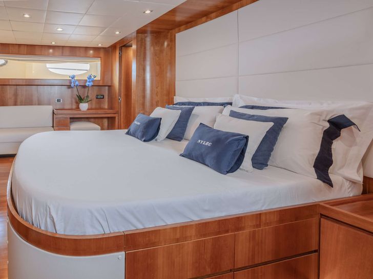 NYLEC Conam 75 Wide Body - master cabin NYLEC Conam 75 Wide Body - master cabin