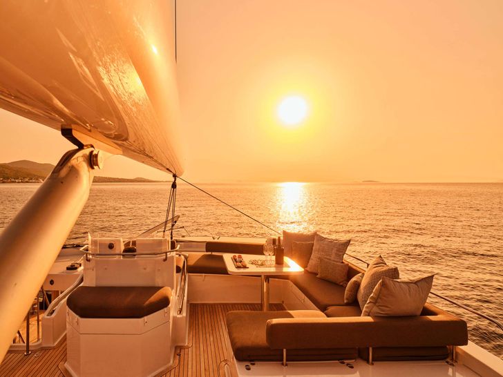 SAMELI Two Oceans 75 - sunset SAMELI Two Oceans 75 - sunset