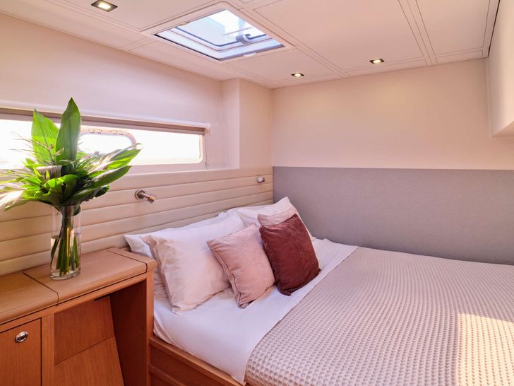 SAMELI Two Oceans 75 - VIP cabin 1 SAMELI Two Oceans 75 - VIP cabin 1