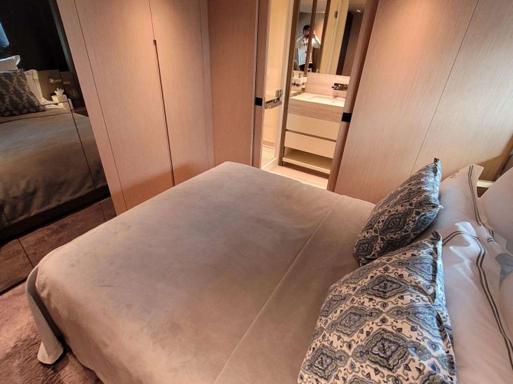 FLORI Sanlorenzo SL96A double cabin 1 FLORI Sanlorenzo SL96A double cabin 1