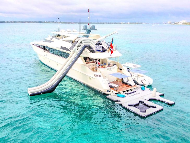 BLACKSHEEP Palmer Johnson 123 - anchored with the water toys BLACKSHEEP Palmer Johnson 123 - anchored with the water toys