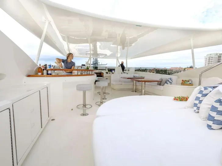 BLACKSHEEP Palmer Johnson 123 - sun deck bar and lounge BLACKSHEEP Palmer Johnson 123 - sun deck bar and lounge