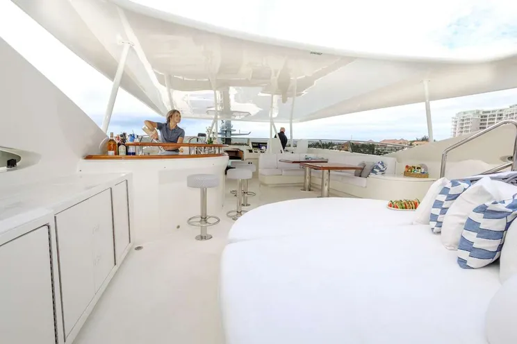 Charter Yacht BLACKSHEEP - Palmer Johnson 123 - 4 Cabins - Nassau - Exumas - Bahamas