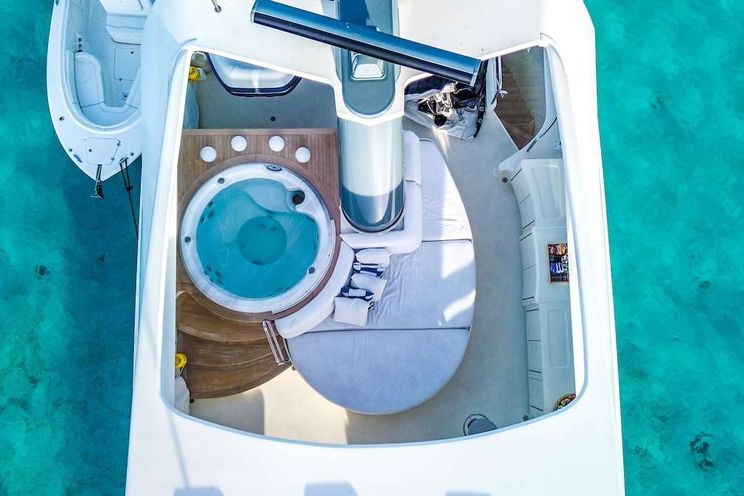 Charter Yacht BLACKSHEEP - Palmer Johnson 123 - 4 Cabins - Nassau - Exumas - Bahamas