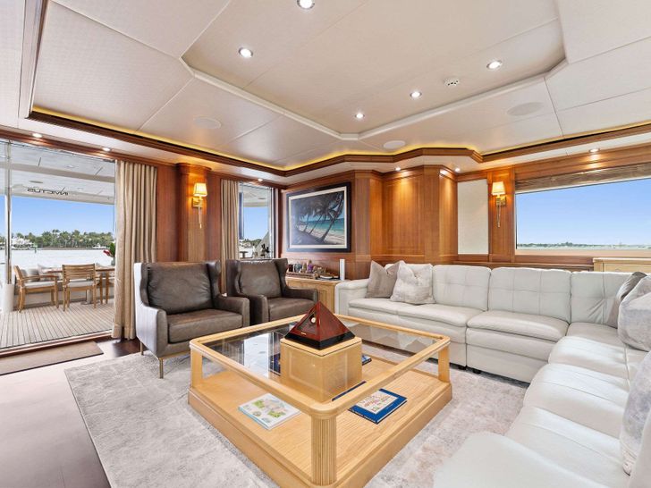 INVICTUS Palmer Johnson 123 - main saloon seating INVICTUS Palmer Johnson 123 - main saloon seating