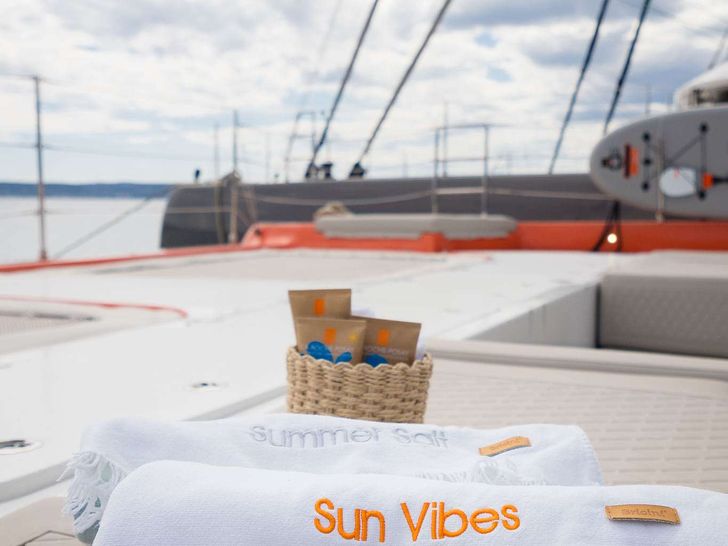 BLESSED Sunreef 50 - towels and sunscreens BLESSED Sunreef 50 - towels and sunscreens
