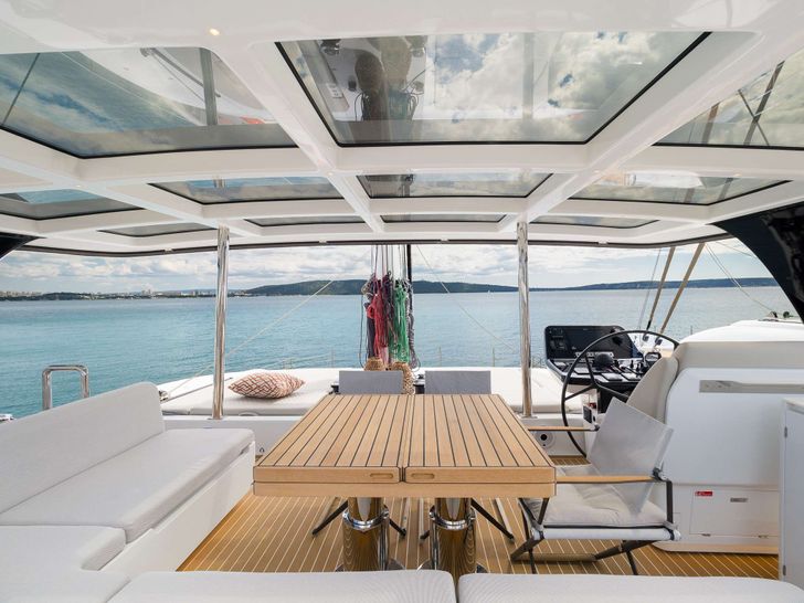 BLESSED Sunreef 50 - flybridge BLESSED Sunreef 50 - flybridge