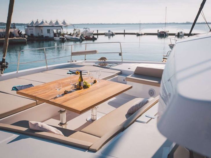 NONAME Bali 5.4 - foredeck lounging area NONAME Bali 5.4 - foredeck lounging area