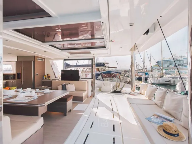 NONAME Bali 5.4 - aft deck NONAME Bali 5.4 - aft deck