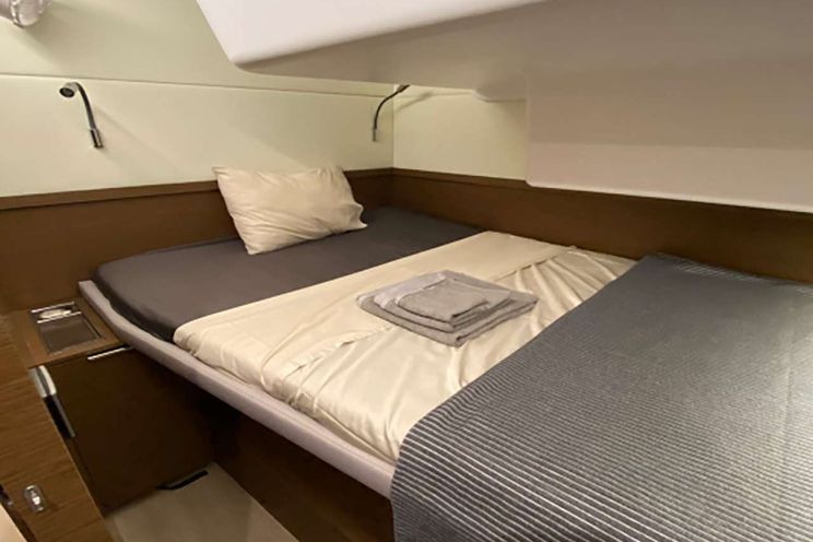 Charter Yacht SWAN - Lagoon 50 - 4 Cabins - Grenada - St. Vincent - Windward - Caribbean