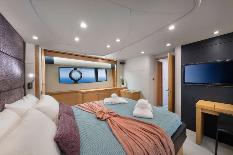 Charter Yacht POLPO - Sunseeker 69 - 4 Cabins - Athens - Mykonos - Paros - Cyclades - Greece