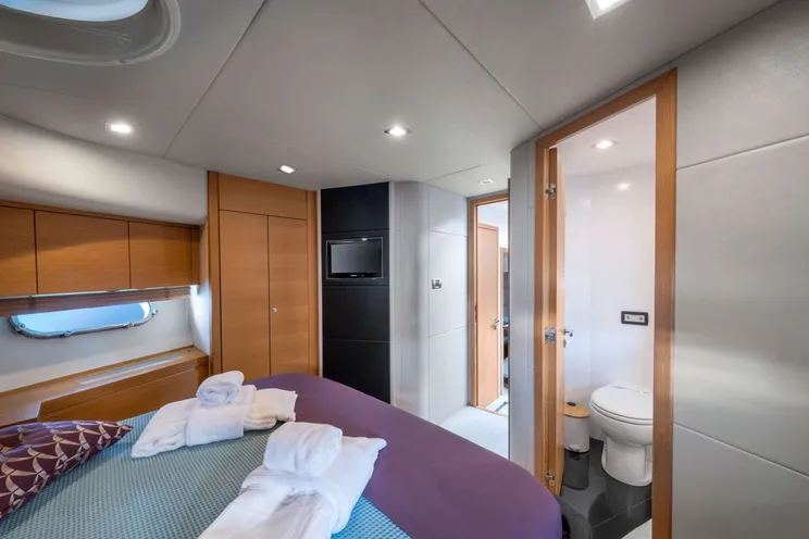 Charter Yacht POLPO - Sunseeker 69 - 4 Cabins - Athens - Mykonos - Paros - Cyclades - Greece