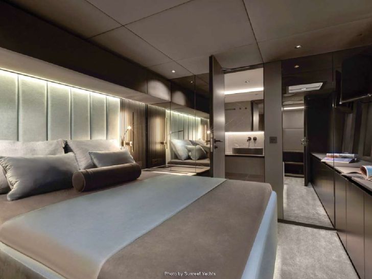 SHADES OF GREY Sunreef 80 - VIP cabin 1 SHADES OF GREY Sunreef 80 - VIP cabin 1