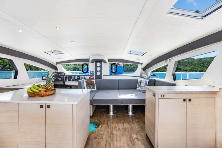 Charter Yacht WILD RUMPUS - Xquisite X5 - 2 Cabins - Nassau - Exumas - Bahamas