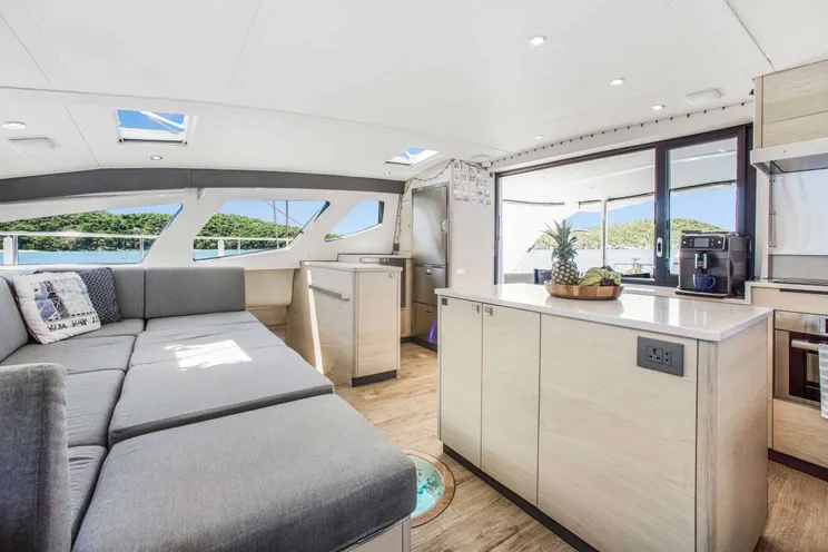 Charter Yacht WILD RUMPUS - Xquisite X5 - 2 Cabins - Nassau - Exumas - Bahamas