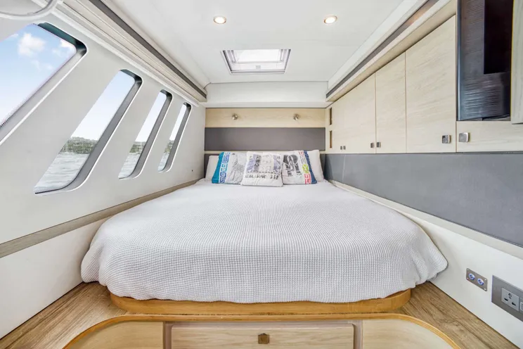 Charter Yacht WILD RUMPUS - Xquisite X5 - 2 Cabins - Nassau - Exumas - Bahamas