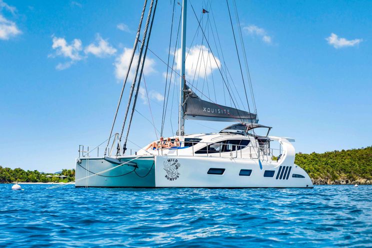 Charter Yacht WILD RUMPUS - Xquisite X5 - 2 Cabins - Nassau - Exumas - Bahamas