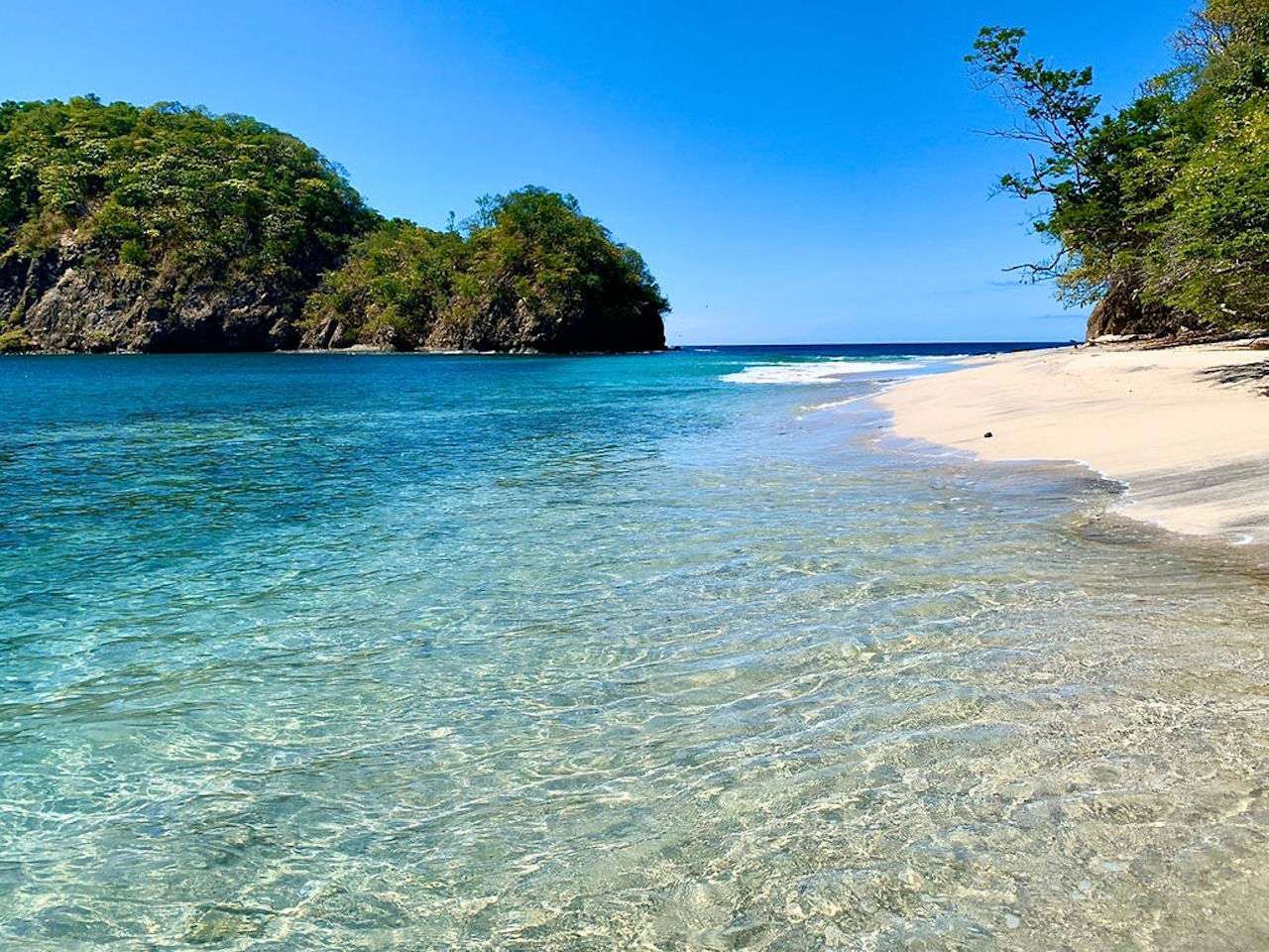 Charter Yacht EUPHORIA - Fountaine Pajot Elba 45 - 4 Cabins - Costa Rica